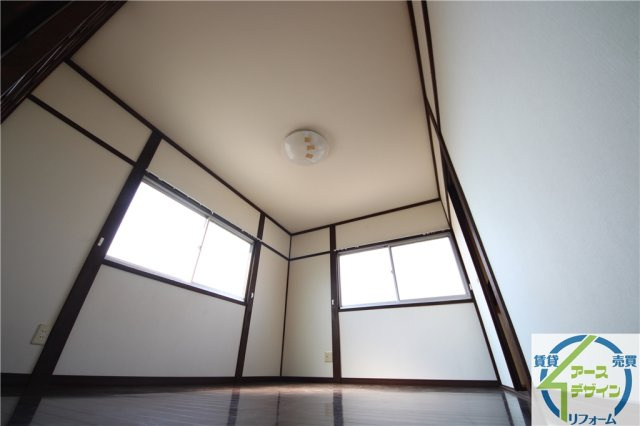 ウララハウスの洋室