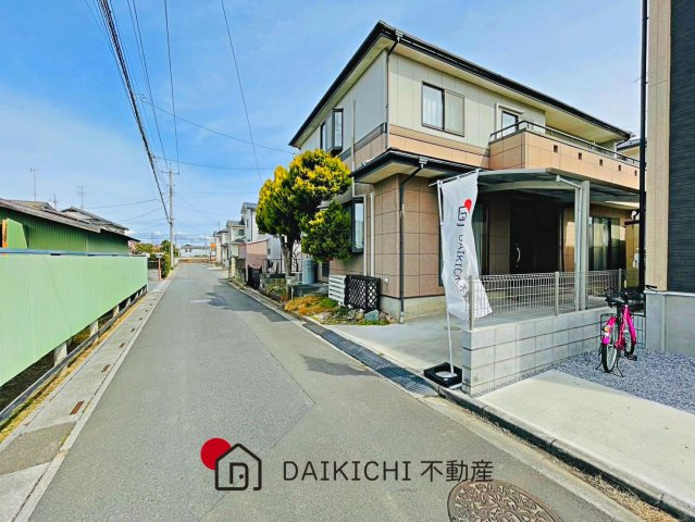 【前面道路含む現地写真】 | 鴻巣市箕田　中古戸建