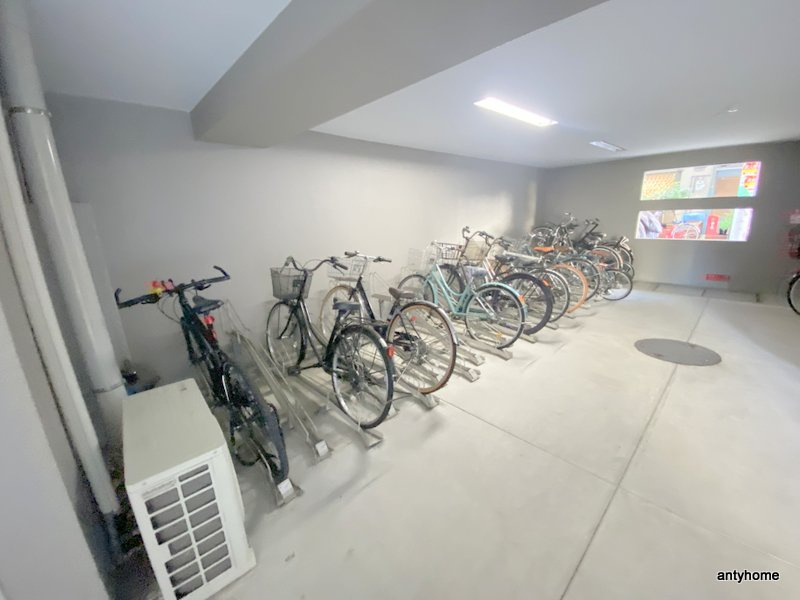 エスリード上本町北　仲介手数料無料の駐車場