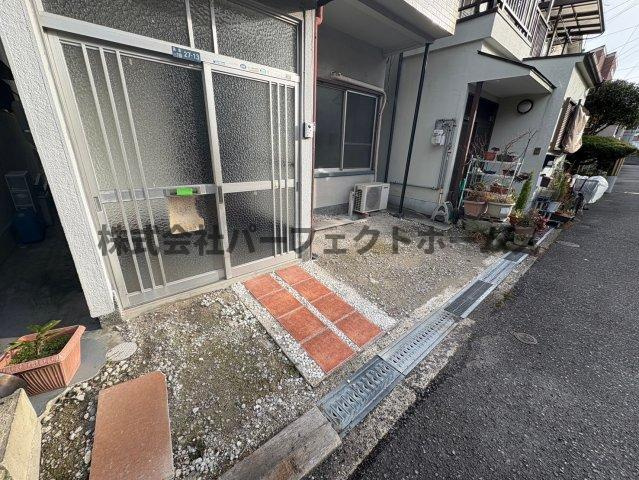 高倉１丁目戸建　賃貸のその他共用部分|駐車スペース（1600×2300）