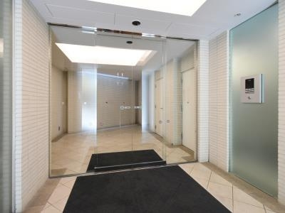 キャビンアリーナ南青山のロビー