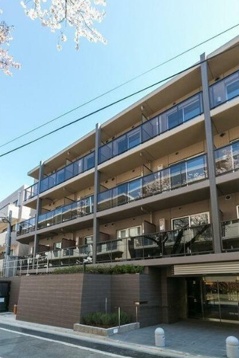 中野区弥生町４丁目の賃貸マンションの外観