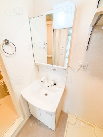 ステラ鳥栖の洗面所|明るい洗面所です★