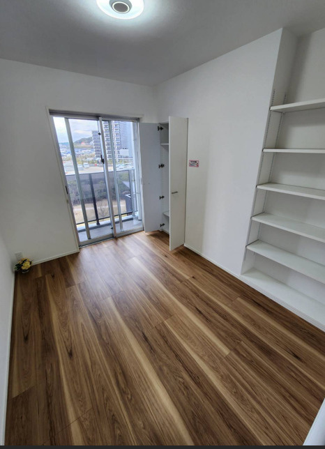 フォレストプレイス香椎照葉ザ・テラス02の洋室