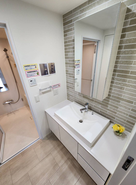 フォレストプレイス香椎照葉ザ・テラス02の洗面所