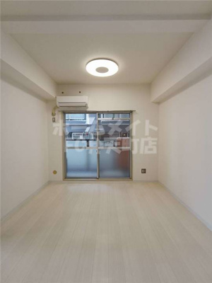 【居間・リビング】 | グレース大阪港 | 使いやすいリビングです