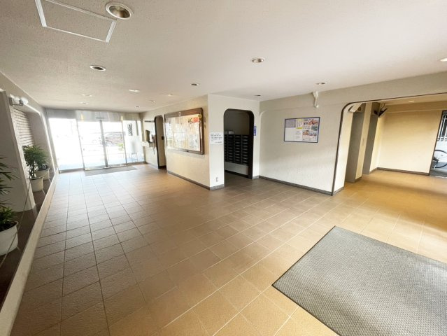 京都ロジュマン島町A棟のエントランス|エントランス部分です。