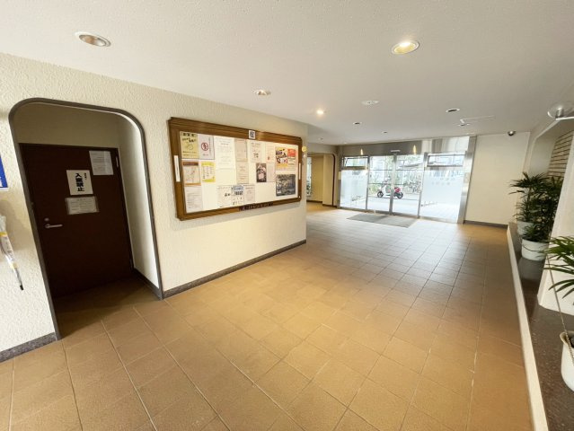 京都ロジュマン島町A棟のエントランス|エントランス部分です。