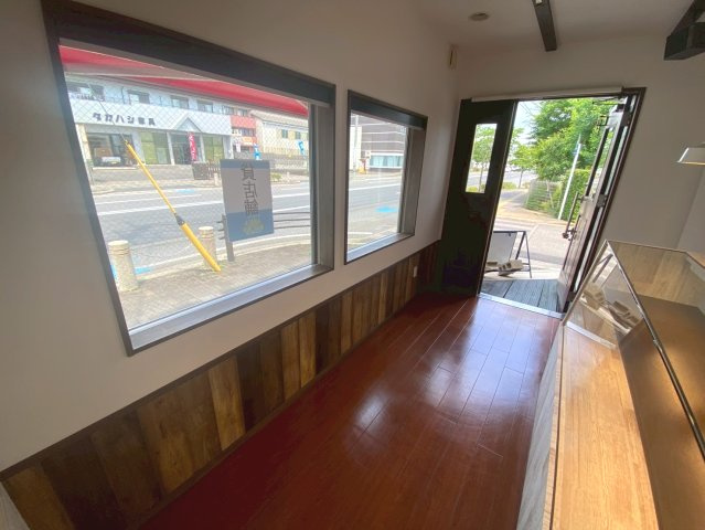 若宮２丁目５店舗の内装