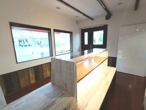 若宮２丁目５店舗の内装