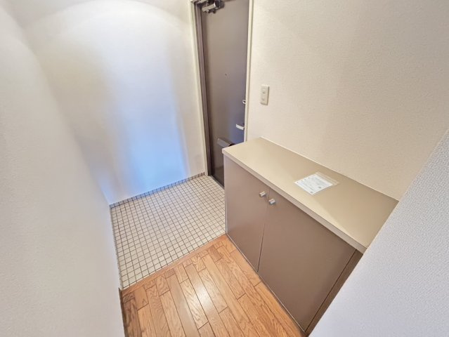 HACHIBUSE六甲の玄関|ゆったりとした玄関です