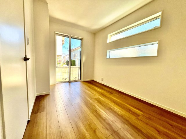 【洋室】 | 練馬区土支田3丁目　新築戸建4790万円 | ◇明るい1階洋室◇