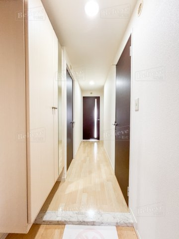 第33上野ビルの玄関|シューズボックス付きの玄関です☆