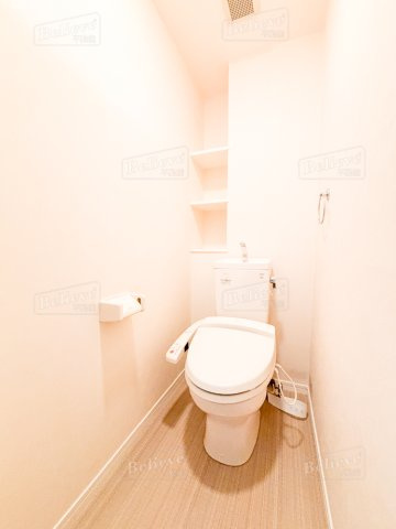 第33上野ビルのトイレ|嬉しい温水洗浄便座付き♪