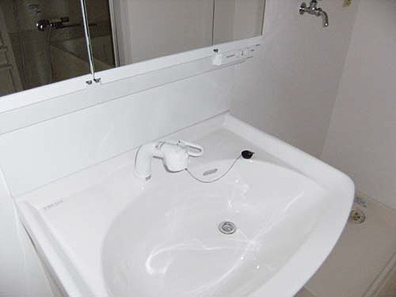 メゾンドカスカード六甲の洗面所