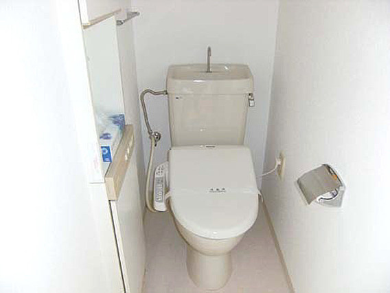 メゾンドカスカード六甲のトイレ