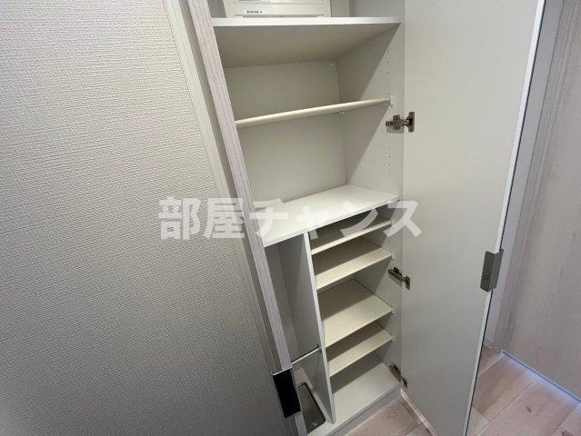 エスリードレジデンス上前津フロントの収納|便利な収納スペースです