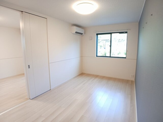 【寝室】 | エトワール　Ａ