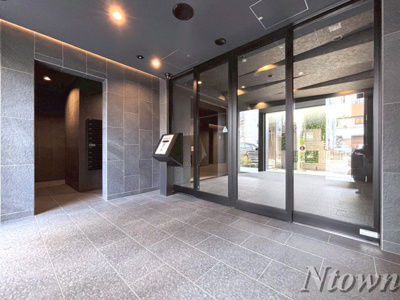 【エントランス】 | ディアレイシャス矢場町 | 清潔なエントランスです
