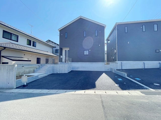 新築戸建・建売　郡山市日和田町第22　Cradle Garden　全2棟の駐車場