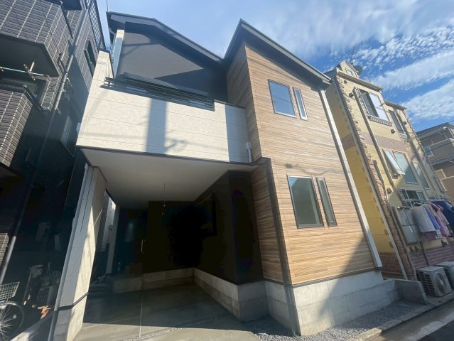 横浜市鶴見区寛政町 新築戸建て【仲介手数料無料】