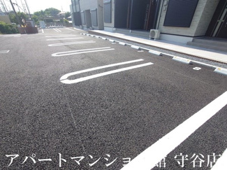 【駐車場】