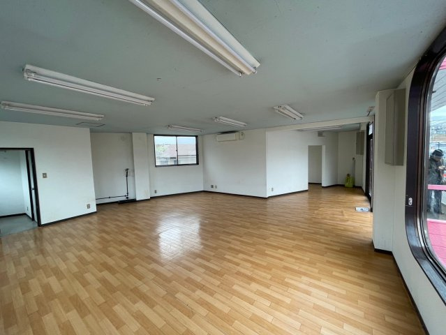 落合ビルの内装