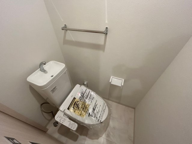 シャトー二イクラのトイレ|落ち着いたトイレです