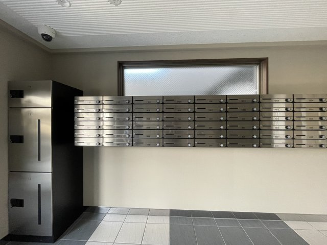 ベリエ高須新町のエントランス