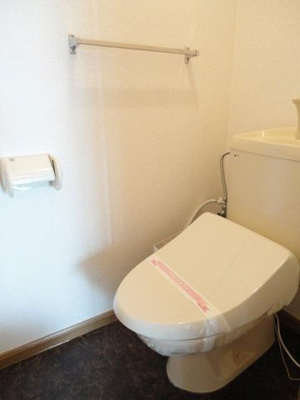 【トイレ】 | フロイデンス１ | コンパクトで使いやすいトイレです