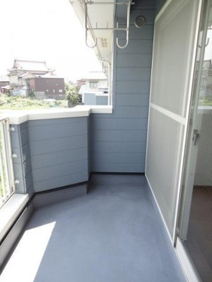 【バルコニー】 | フロイデンス１ | 落ち着いた時間を過ごせるバルコニーです