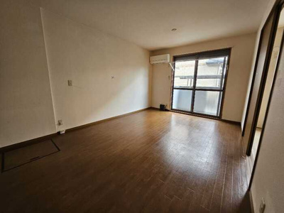 【居間・リビング】 | ラフィーネ結崎A