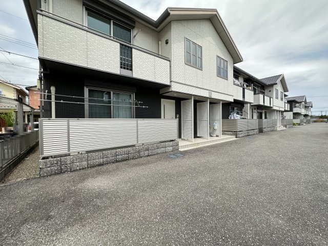 グランマスト杉井流Ⅱ A棟の外観