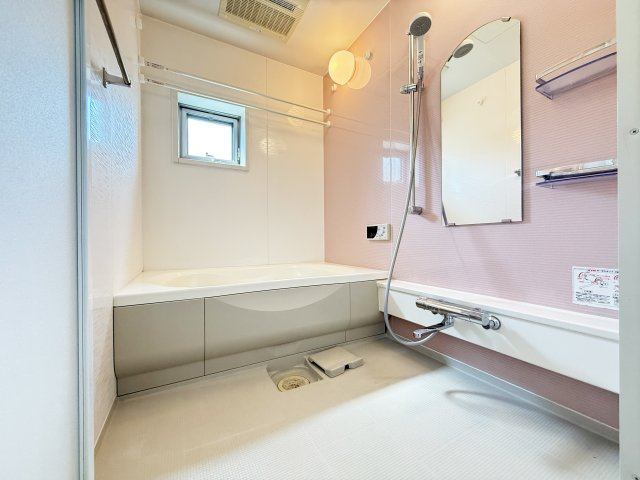 グランマスト杉井流Ⅱ A棟の浴室