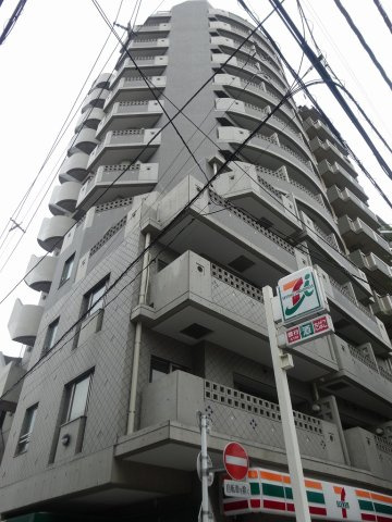 クレスト本郷の外観