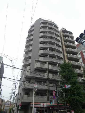 クレスト本郷の外観