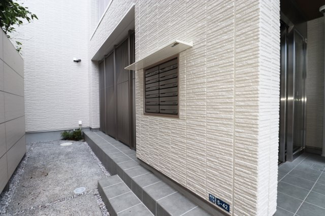 グランベレオ鷹匠のエントランス