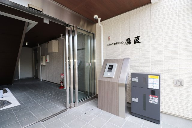 グランベレオ鷹匠のエントランス
