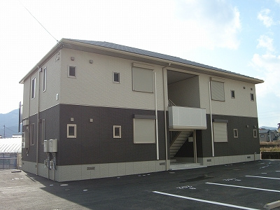 シャーメゾン・フォルビート C棟の外観