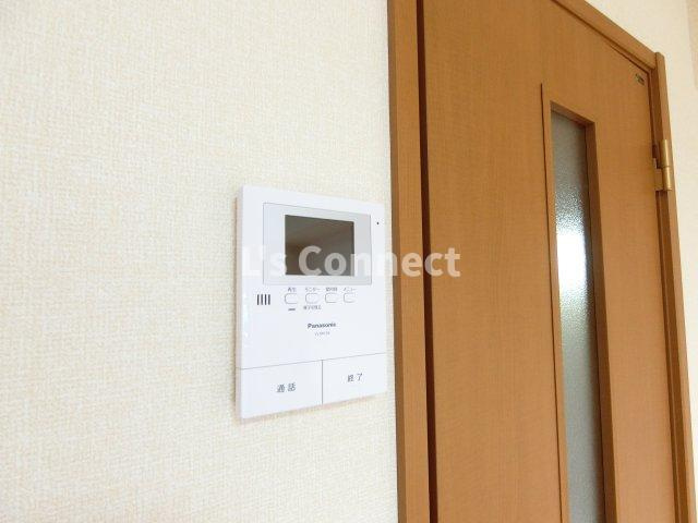 【セキュリティ】 | グリーンコート旭ヶ丘 | 突然の来客時もＴＶモニターホンでしっかり確認。