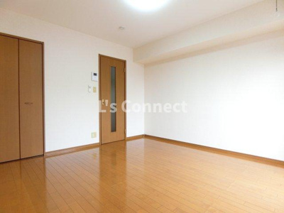 【内装】 | グリーンコート旭ヶ丘 | ８帖の洋室です。