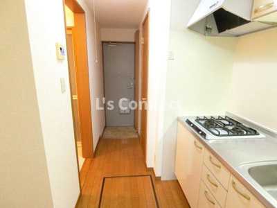 【その他】 | グリーンコート旭ヶ丘 | 約３帖のキッチンスペース。