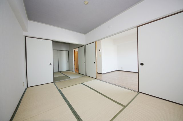 ワイズビルの和室