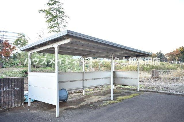 ベロウ山屋敷のその他共用部分|駐輪場