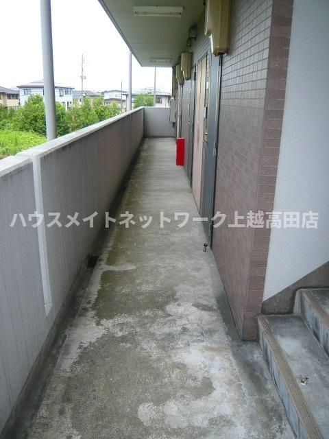 ベロウ山屋敷のその他共用部分|共有通路
