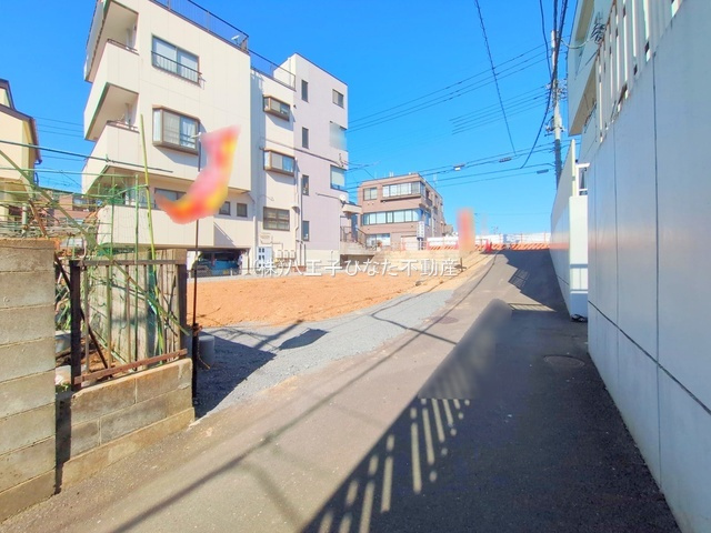 祝　成約済み　八王子市　長房町　売地の前面道路含む現地写真|～仲介手数料無料☆八王子ひなた不動産～八王子市長房町　売地
