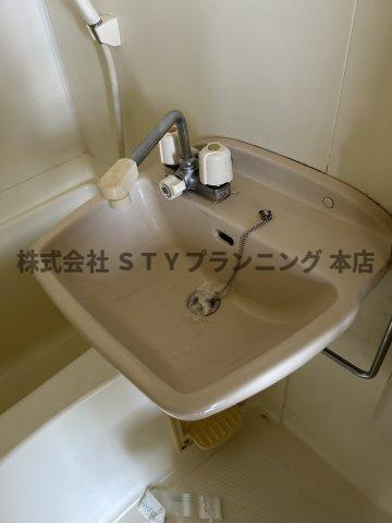 仲介手数料０円！BLACEDENT杁中の洗面所