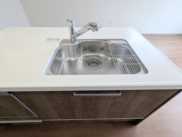 瀬戸市平町1期　全3棟のキッチン