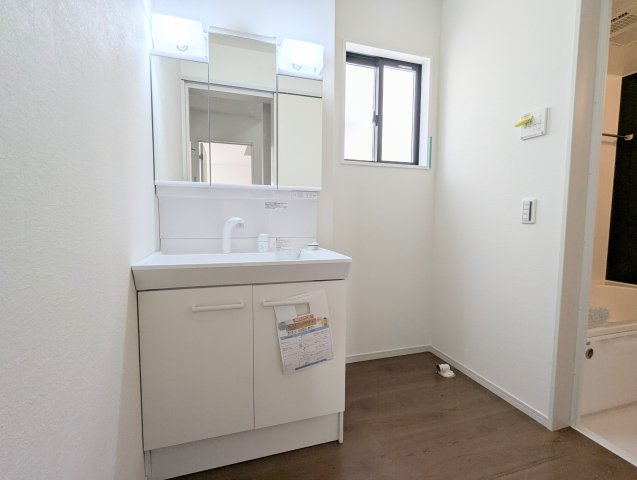 瀬戸市平町1期　全3棟の独立洗面台