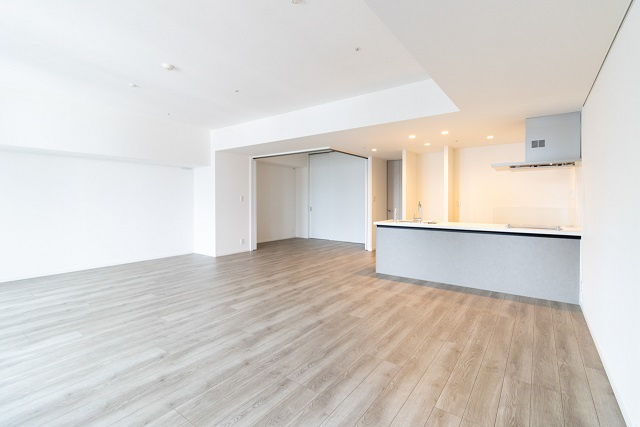 港区芝２丁目の賃貸マンションの居間・リビング